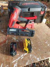 Milwaukee 18v 16guage Finish
